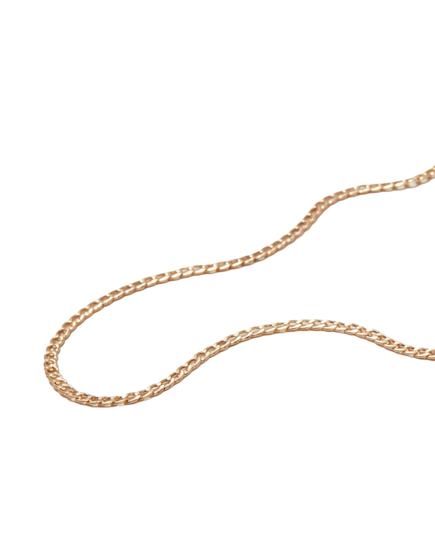 CURB CHAIN NECKLACE GOLD