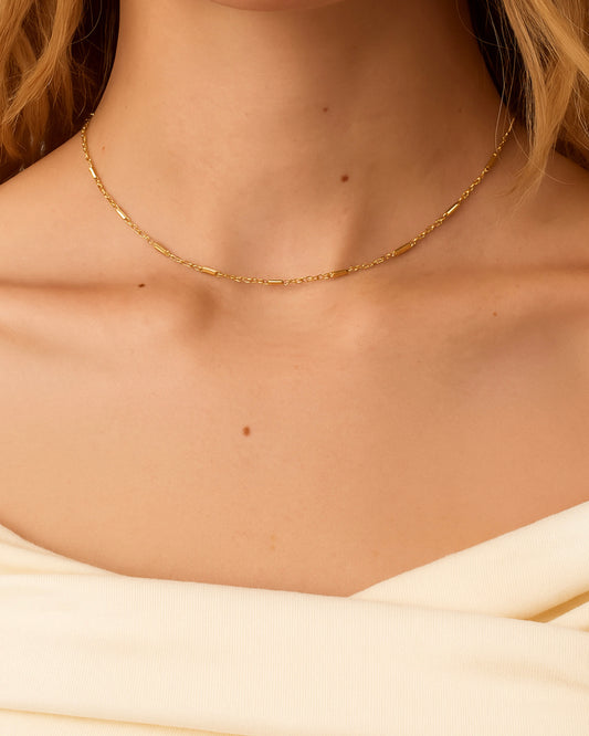 DASH BARS CHAIN NECKLACE GOLD