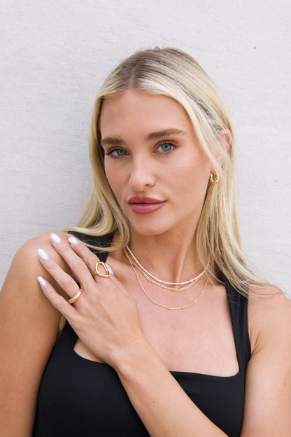 CURB CHAIN NECKLACE GOLD