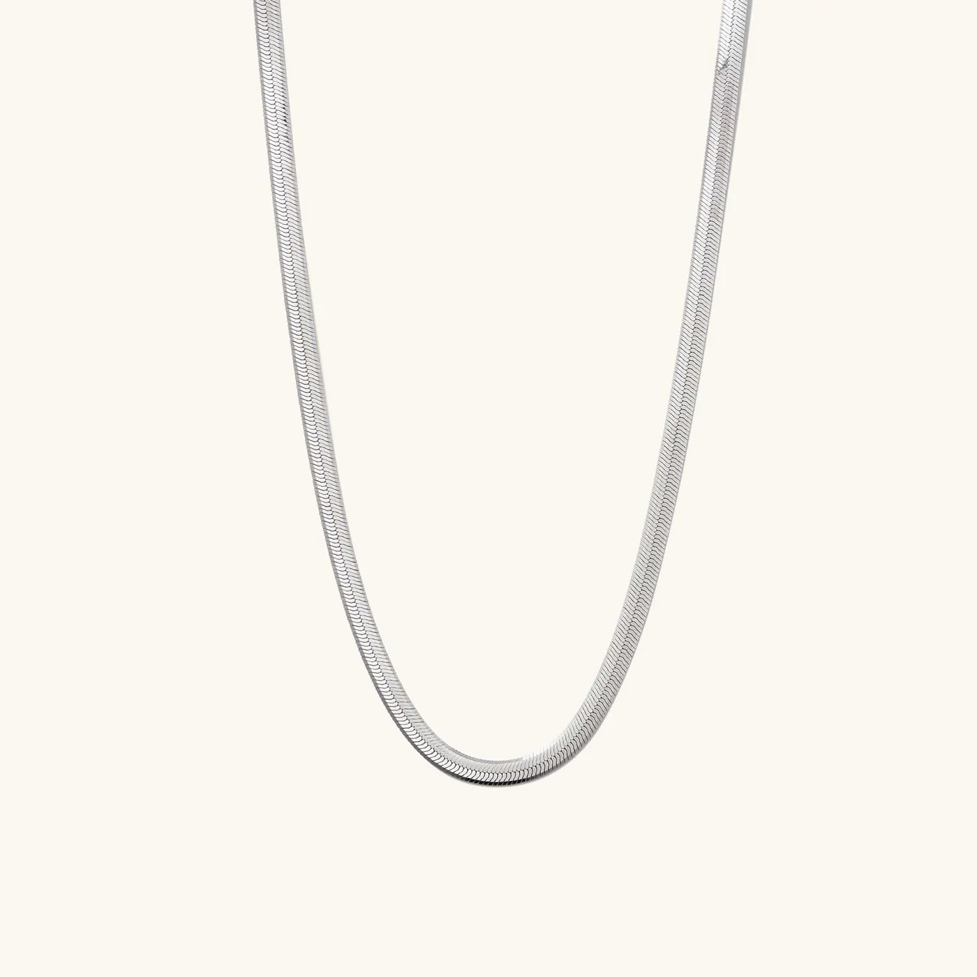 HERRIGBONE CHAIN NECKLACE SILVER