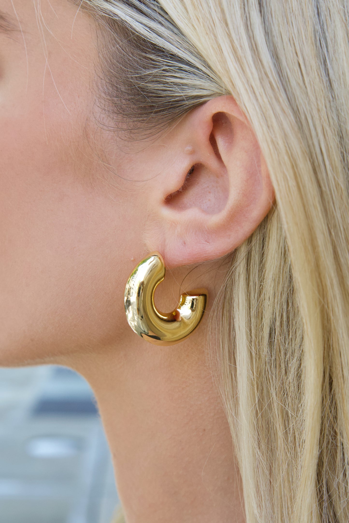 MUST NINE HOOPS GOLD